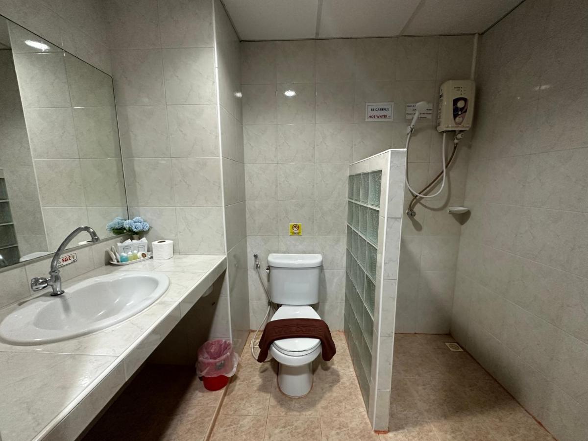 Kata Place Hotel Extérieur photo
