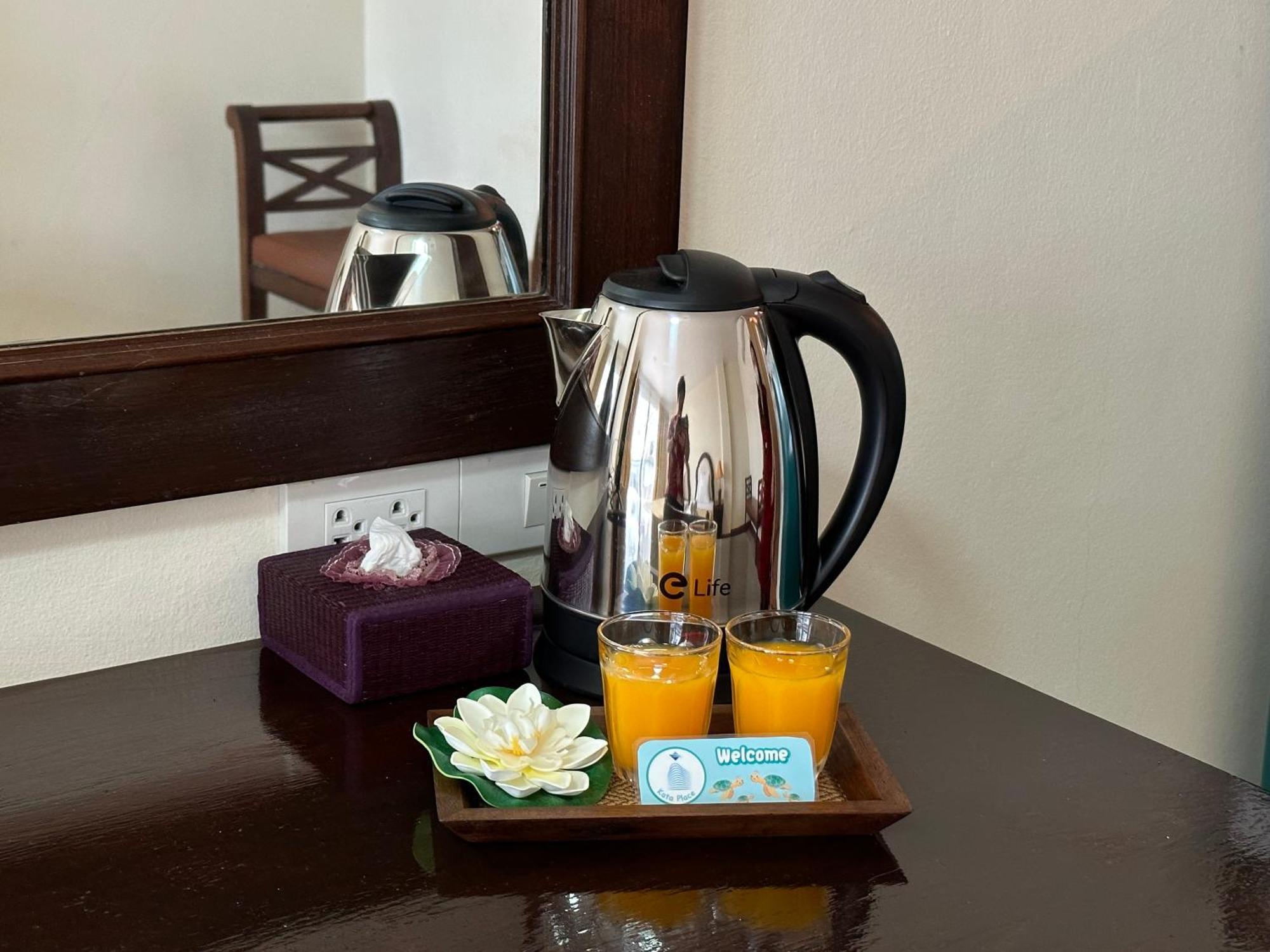 Kata Place Hotel Extérieur photo