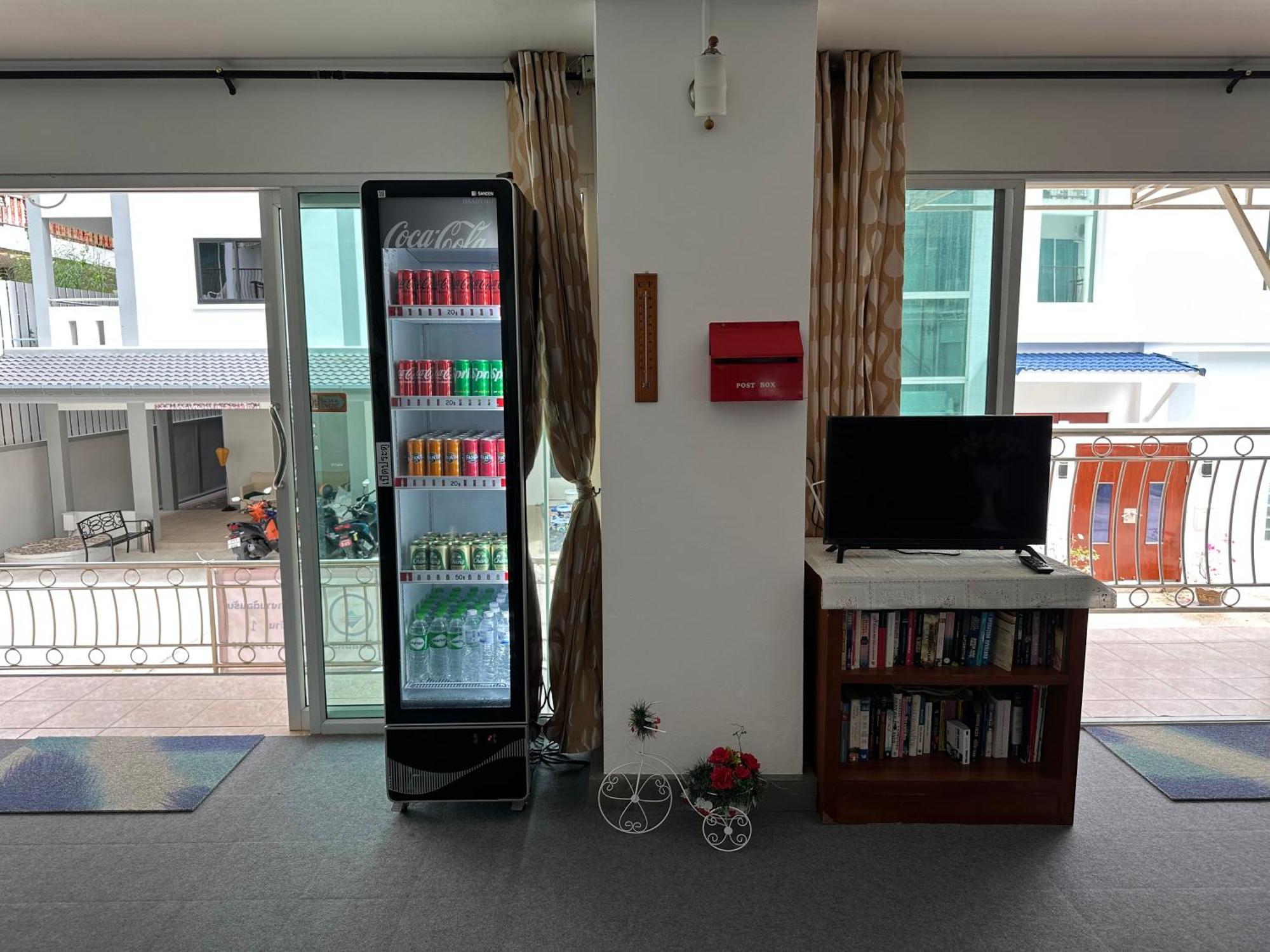 Kata Place Hotel Extérieur photo